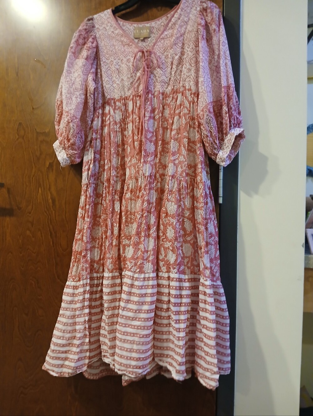 CLARA the LABEL pink & white floral print maxi dreas